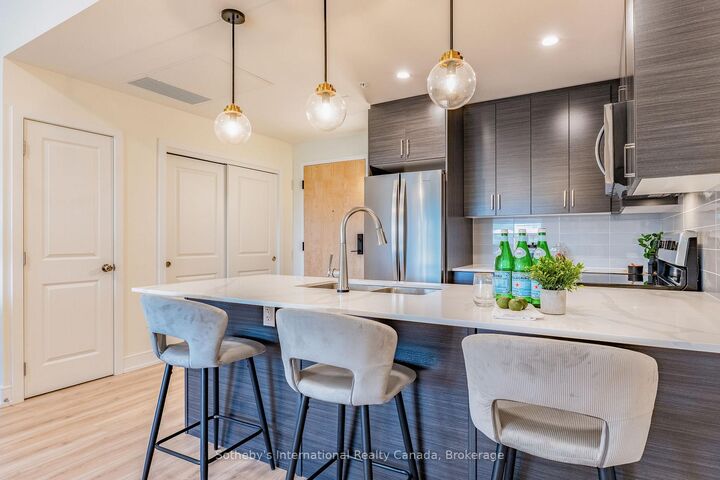 Property Photo:  121 Mary Street 417  ON L0M 1G0 