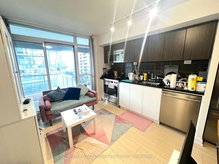 Property Photo:  85 Queens Wharf Road 719  ON M5V 0J9 