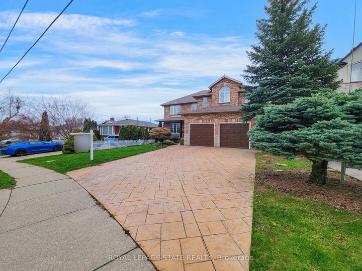 Property Photo:  86 Margaret Avenue  ON L8G 3G5 