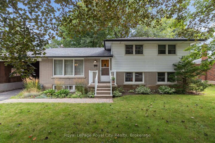 Property Photo:  62 Rodney Boulevard  ON N1G 2H3 