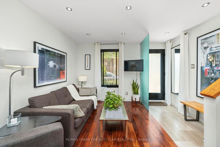 Photo de la propriété:  119 Trinity Street  ON M5A 3C7 