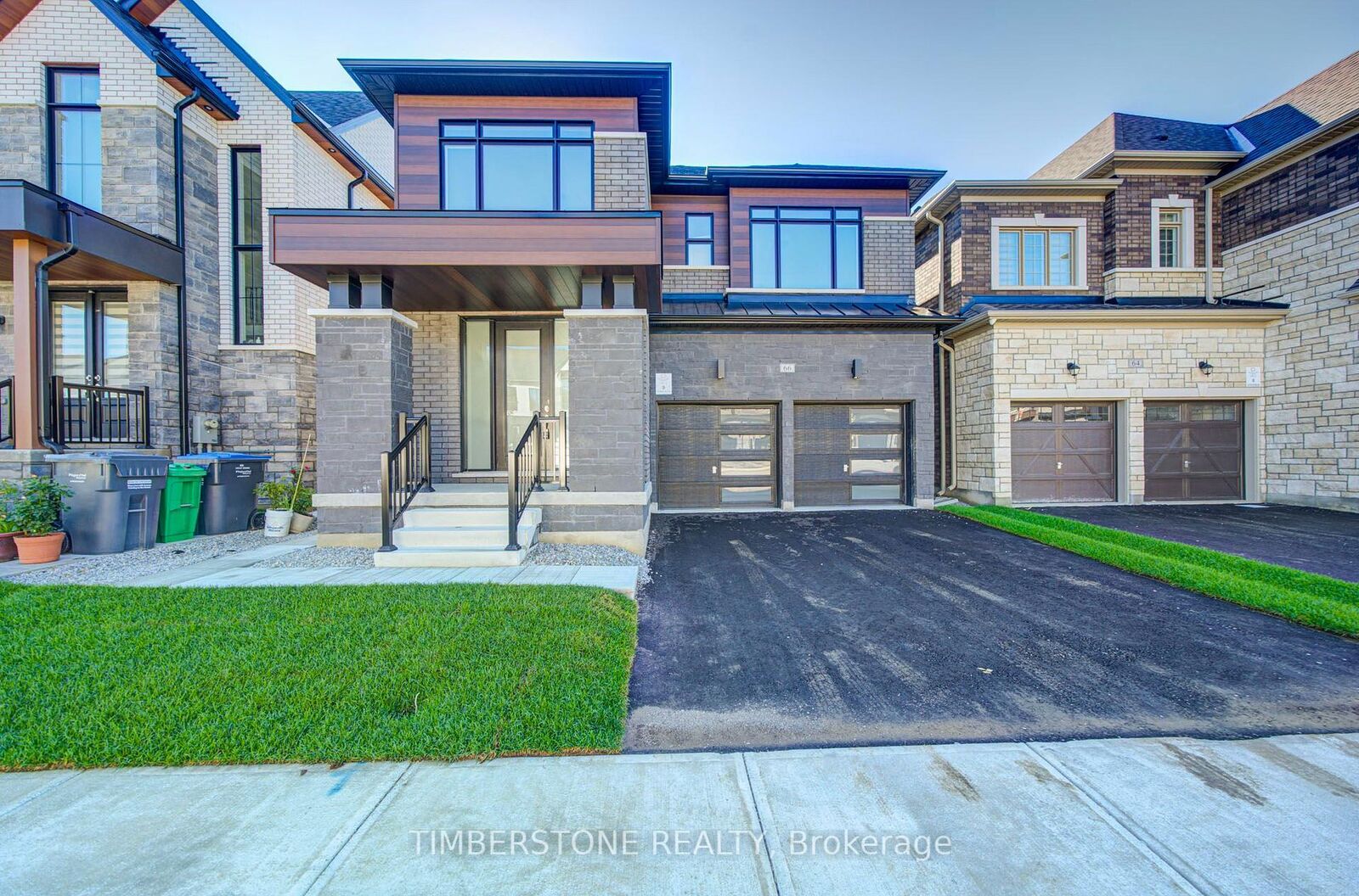 Property Photo:  66 Freedom Oaks Trail  ON L6P 4R8 