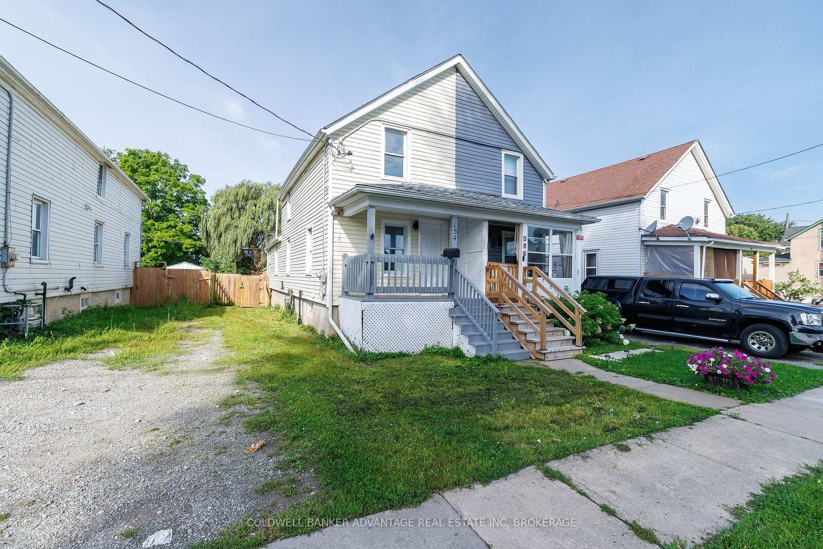 Property Photo:  154 Fares Street  ON L3K 1W2 