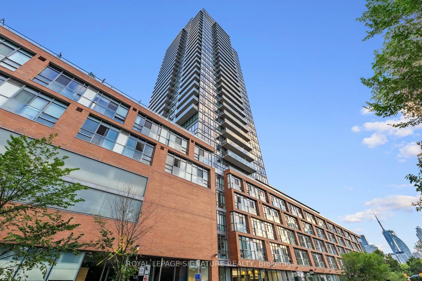 Property Photo:  33 Mill Street 210  ON M5A 3R3 