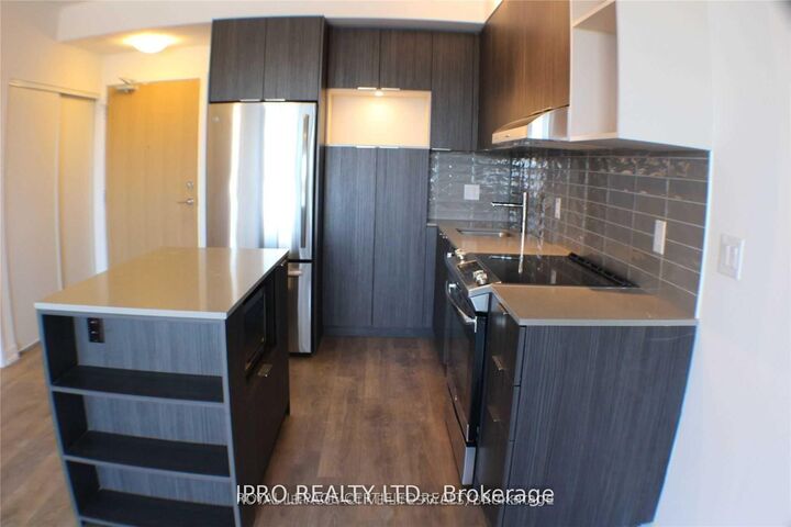 Property Photo:  2520 Eglinton Avenue W 1008  ON L5M 0Y4 