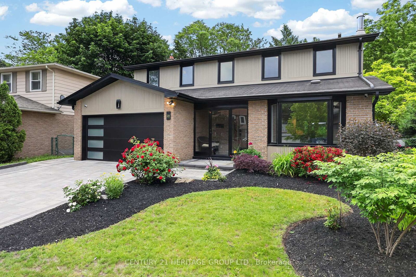 Property Photo:  28 Innis Crescent  ON L4C 5K2 
