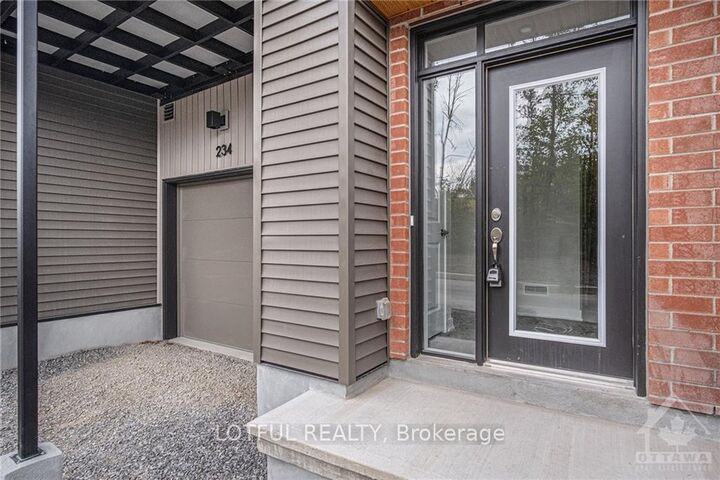 Property Photo:  234 Tussock Private  ON K1X 0H2 