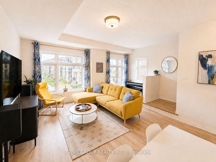 Property Photo:  80 Fieldridge Cres Crescent  ON L6R 0A7 