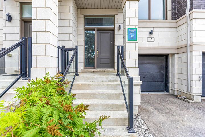 Property Photo:  5 Armillo Place  ON L6E 0V4 