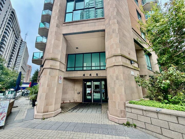 Property Photo:  445 Laurier Avenue W 505  ON K1R 0A2 