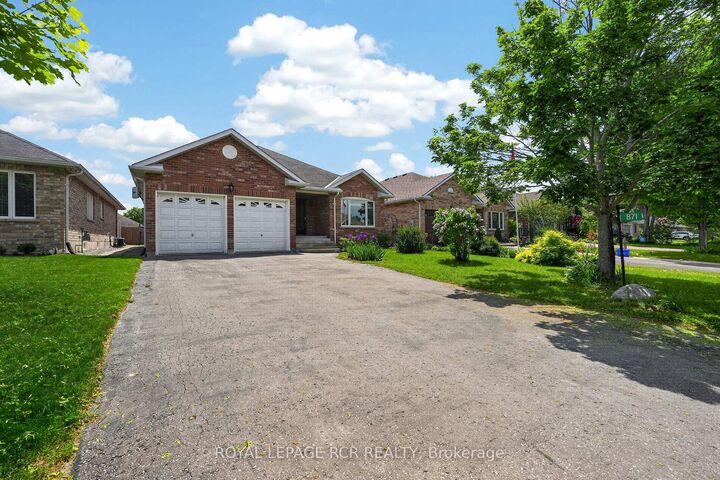 Property Photo:  71 Elmwood Avenue  ON L0K 1A0 