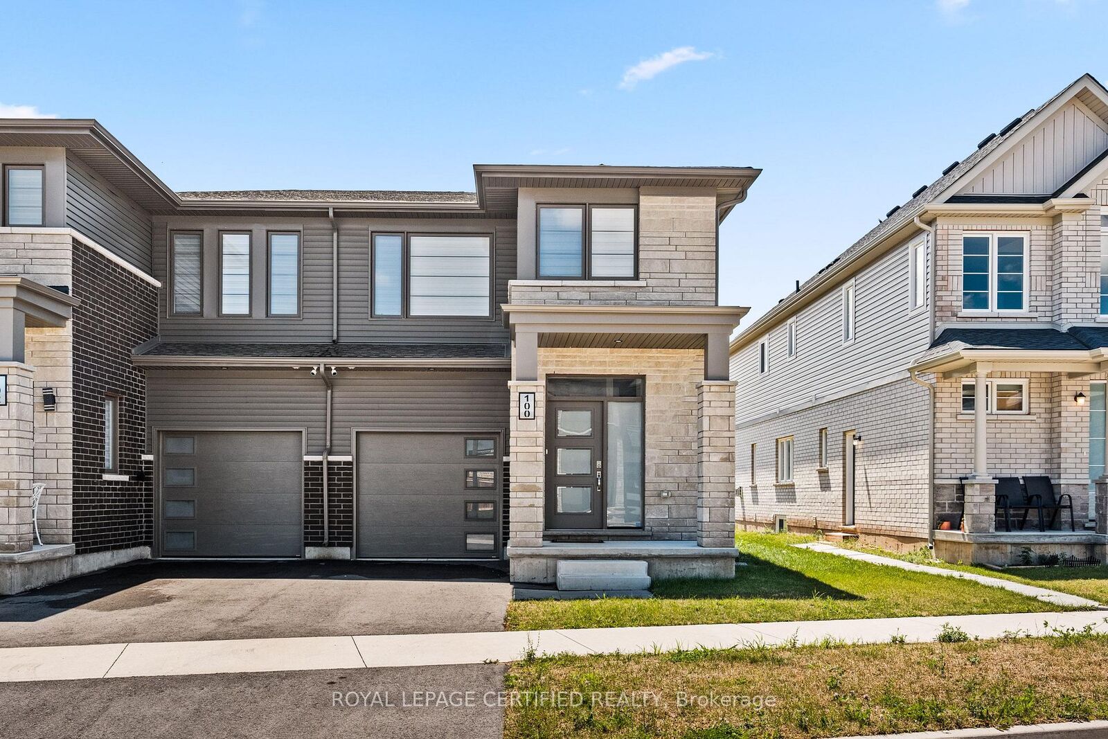 Property Photo:  100 Acacia Road  ON L3B 3N5 