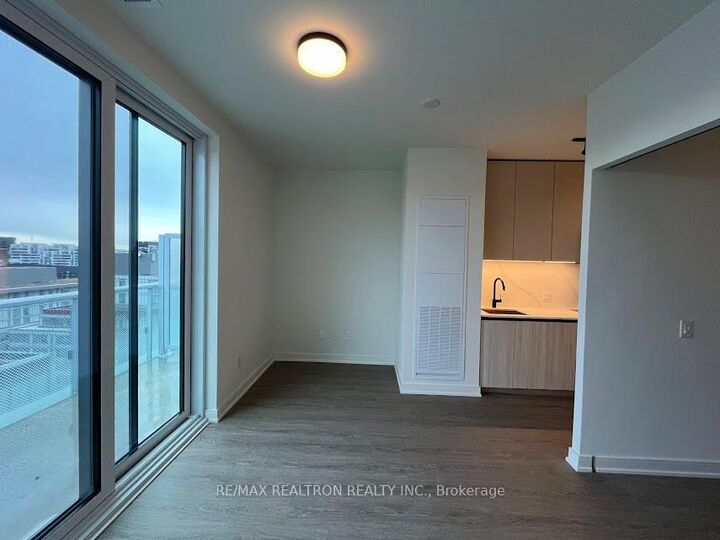 Property Photo:  425 Front Street E 1301  ON M5A 0X2 