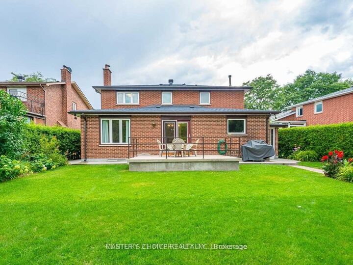 Property Photo:  48 Cherry Hills Road  ON L4K 1M4 