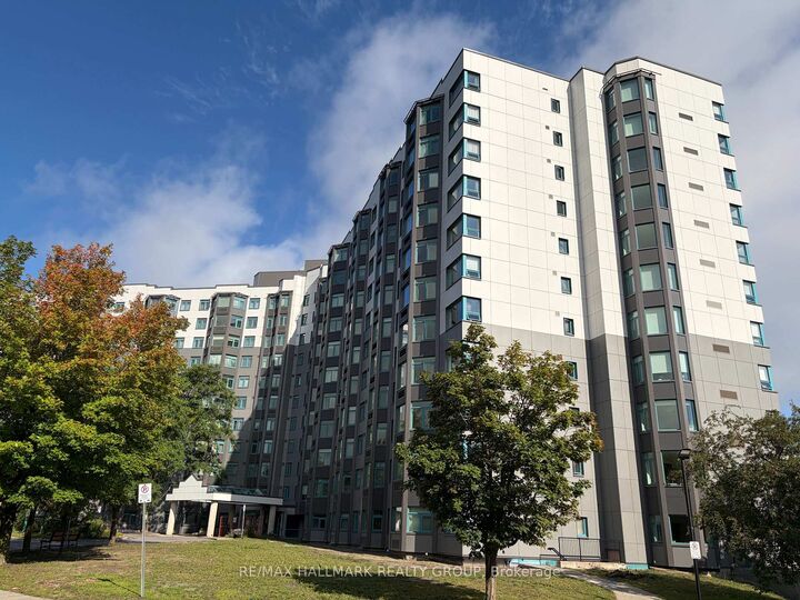 Property Photo:  1025 Grenon Avenue 915  ON K2B 8S5 