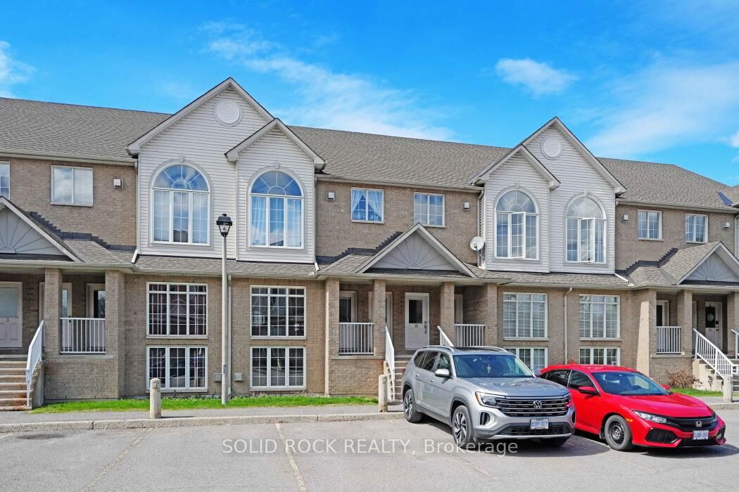 Property Photo: 1701 Blohm Drive 13 ON K1G 6N6