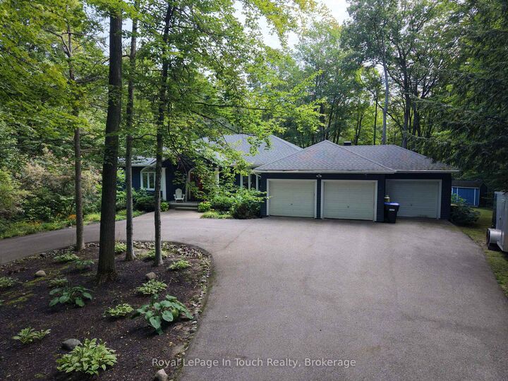 Property Photo:  106 Copeland Creek Drive  ON L9M 0M2 