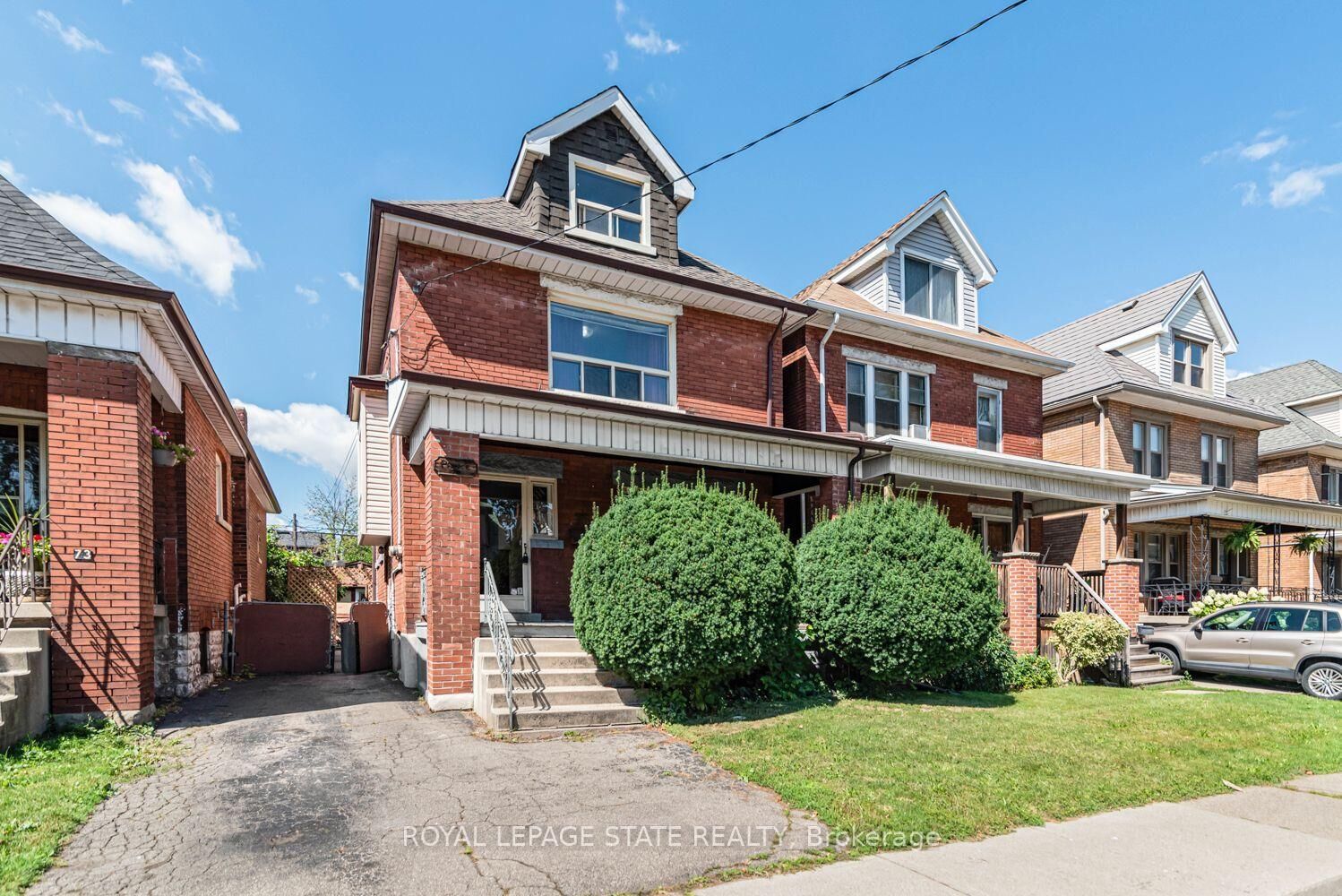Property Photo:  75 Kensington Avenue N  ON L8L 7N3 