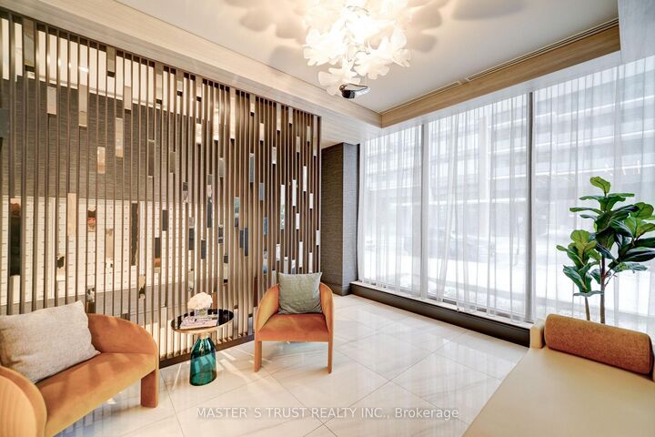 Property Photo:  75 Canterbury Place 2705  ON M2N 0L2 
