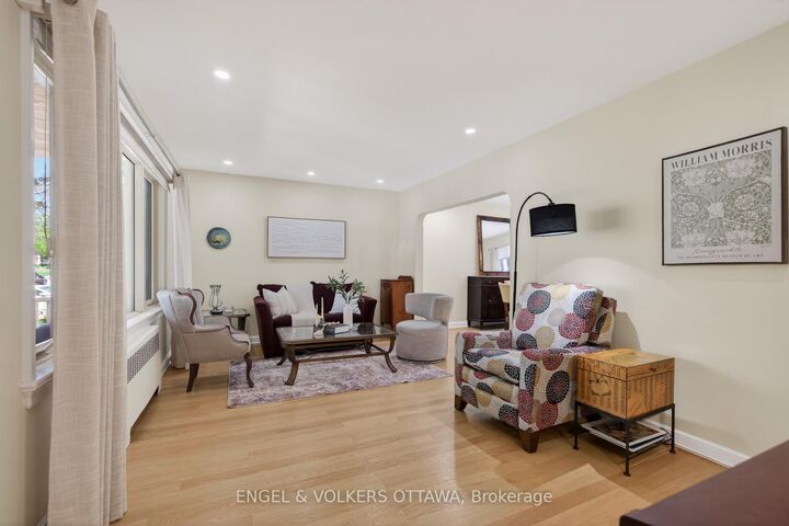 Property Photo:  1396 Micmac Street  ON K1H 7N5 