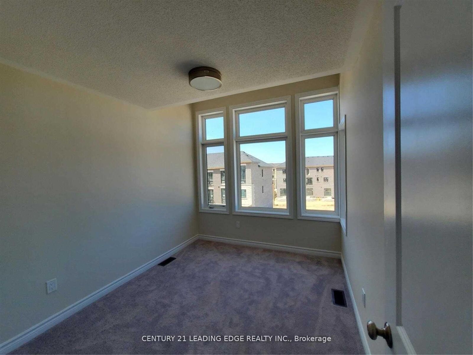Property Photo: 29 Douet Lane ON L1Z 0V4