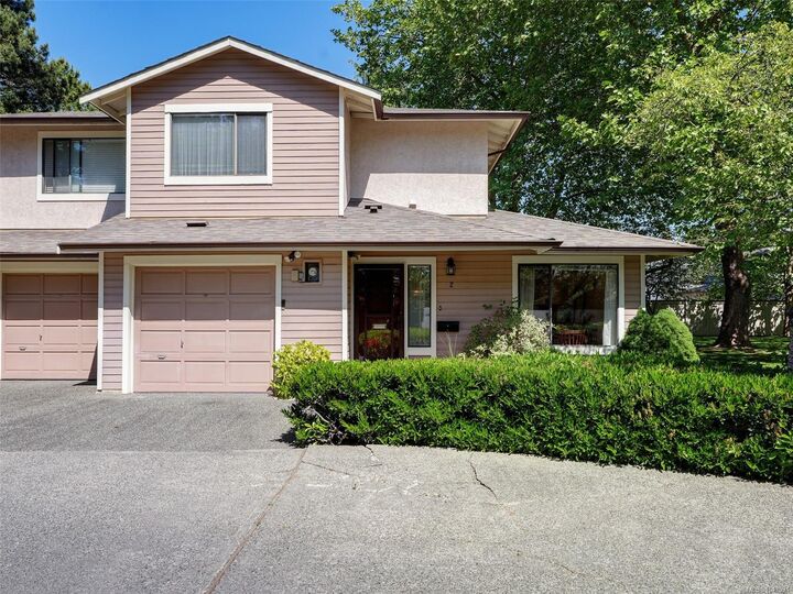 Property Photo:  1309 McKenzie Ave #2  BC V8P 2M1 