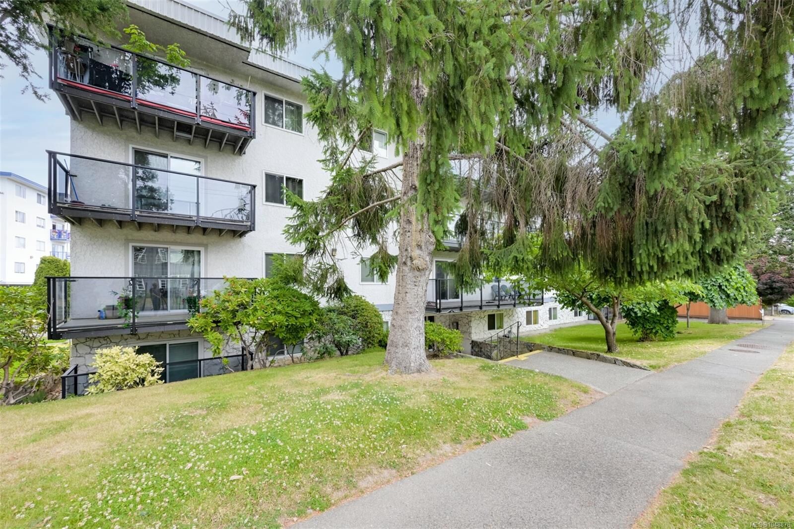 Property Photo:  859 Carrie St #403  BC V9A 5R5 