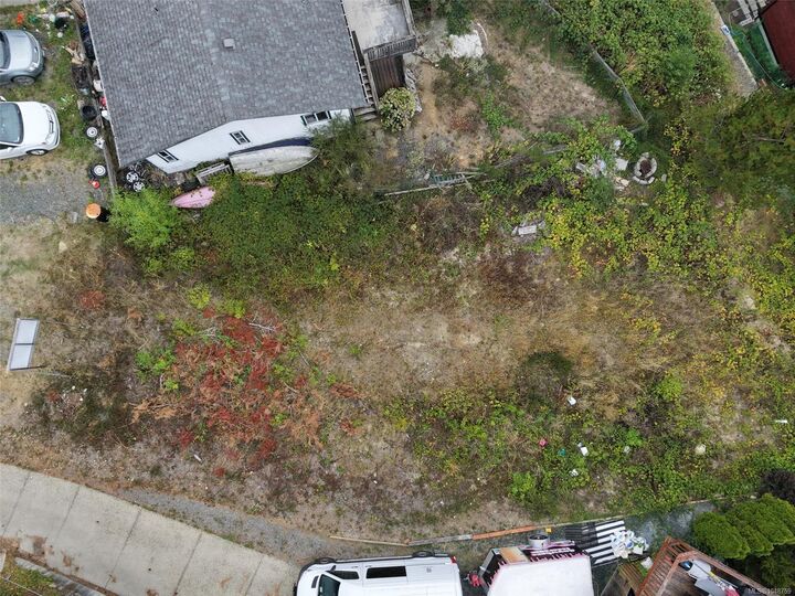 Property Photo:  350 Carnell Dr  BC V0R 2G1 