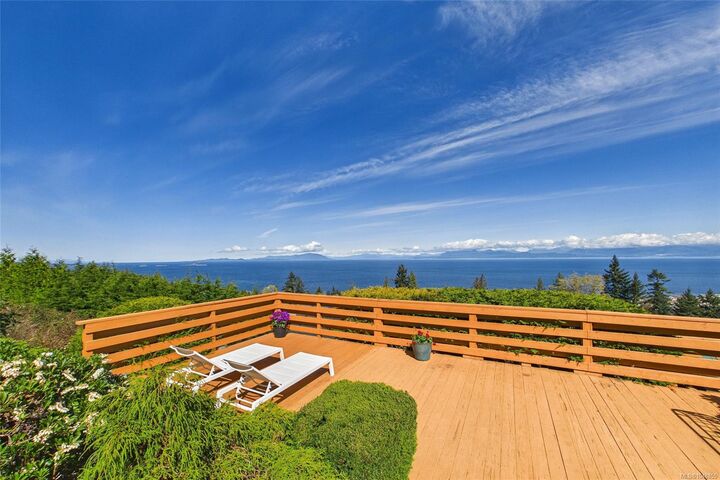 Property Photo:  5246 Lost Lake Rd  BC V9T 5E5 