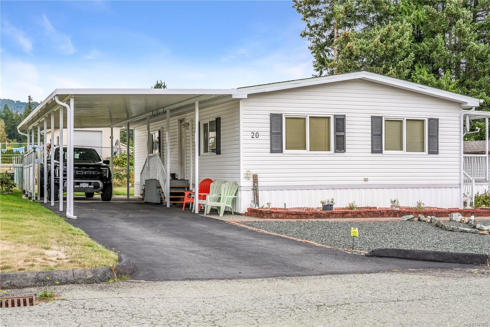 Property Photo:  4935 Broughton St #20  BC V9Y 8G7 