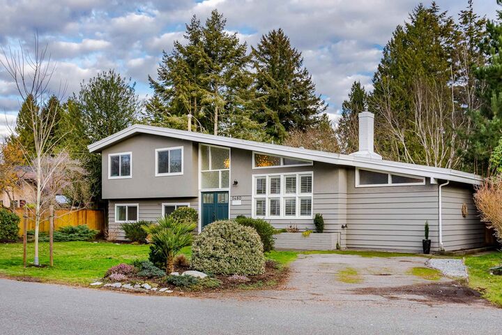 Property Photo:  1480 Farrell Avenue  BC V4L 1V5 