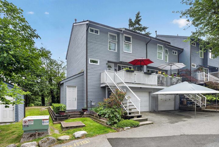 Property Photo:  589 Carlsen Place  BC V3H 4A1 