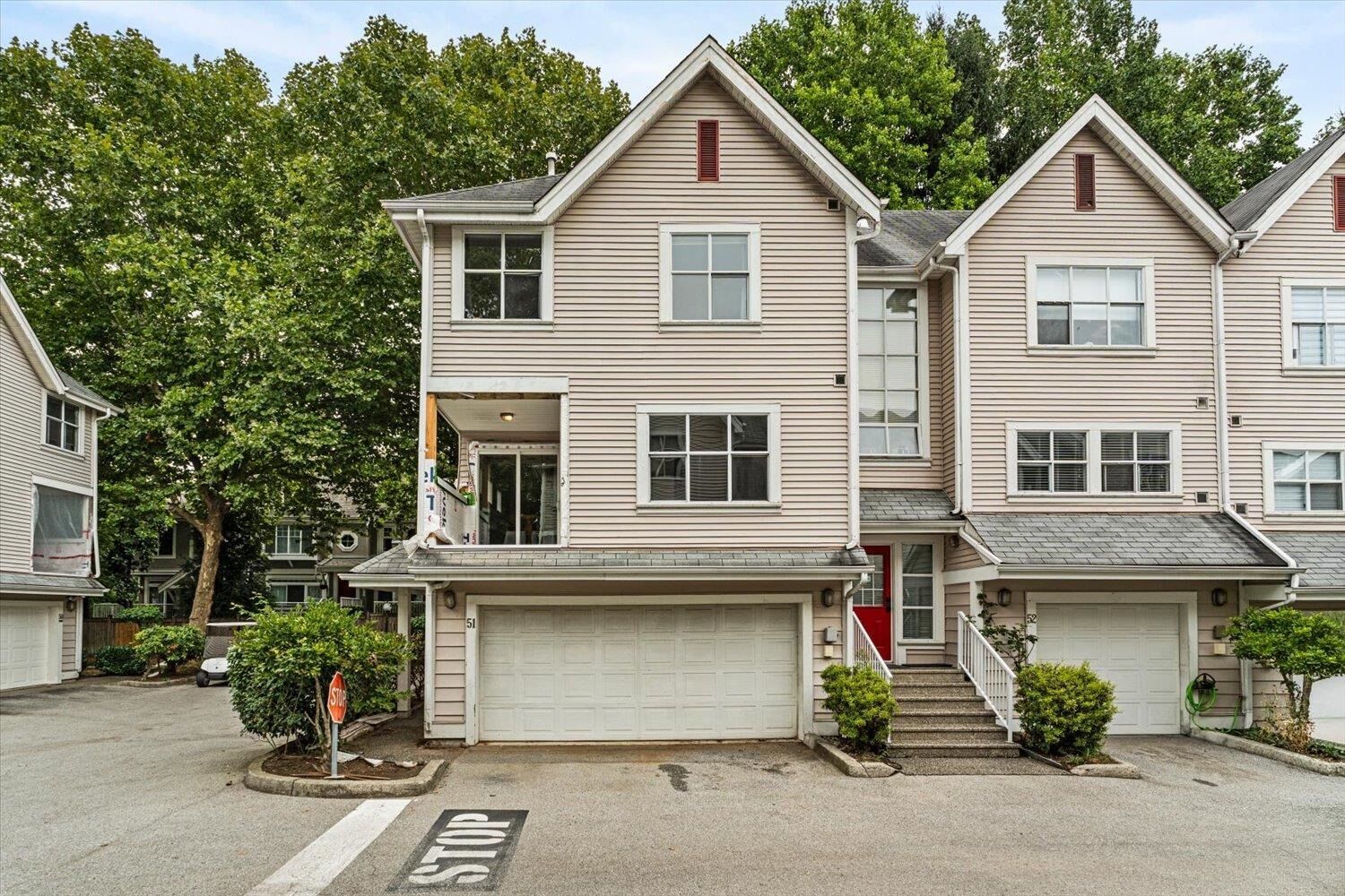 Property Photo:  2450 Hawthorne Avenue 51  BC V3C 6B3 