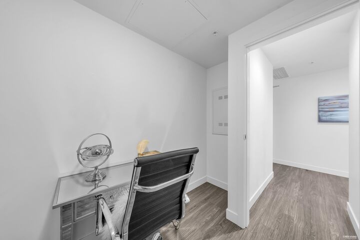 Property Photo: 1283 Howe Street 3504 BC V6Z 0E3