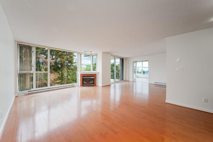 Property Photo: 1425 W 6th Avenue 317 BC V6H 4G5