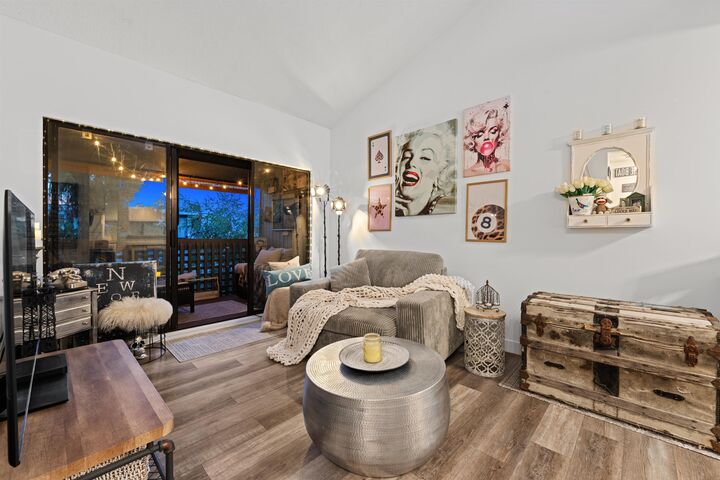 Property Photo:  2173 W 6 Avenue 401  BC V6K 1V5 