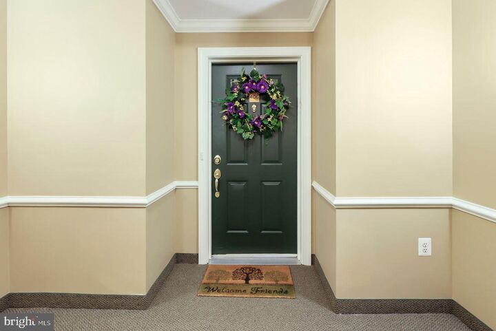 Property Photo:  9712 Handerson Place 406  VA 20111 