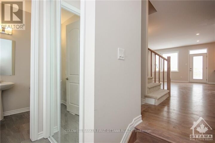 Property Photo:  72 Focality Crescent  ON K2J 6W8 