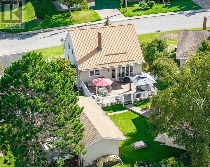 Property Photo:  69 Pine Street  ON P0M 1R0 