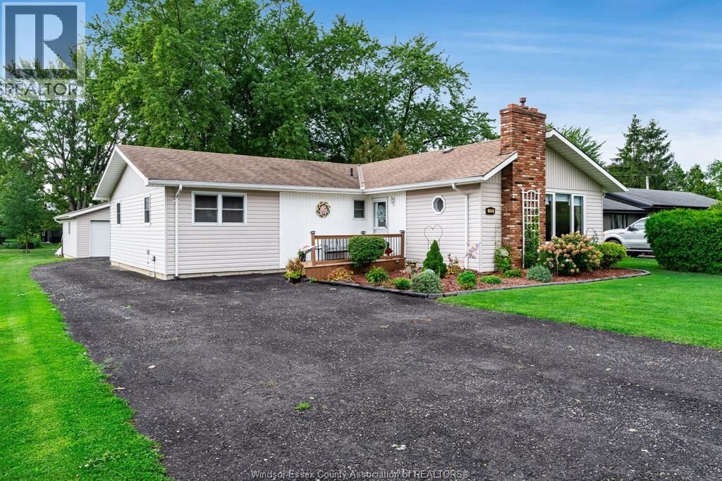 Property Photo: 109 Erie Street North ON N0P 1W0