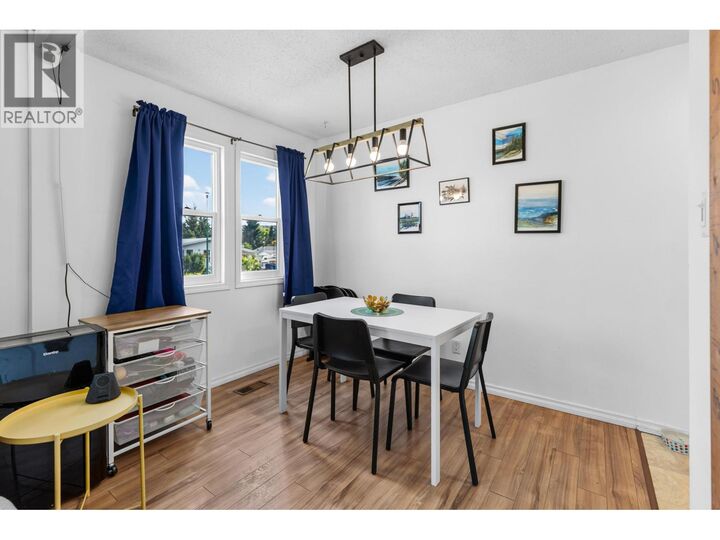 Property Photo:  346 Corless Crescent  BC V2M 5Y1 
