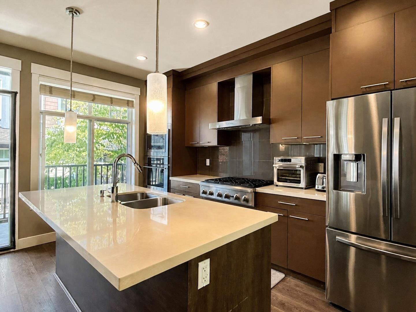 Property Photo:  15977 26 Avenue 10  BC V3Z 2W7 