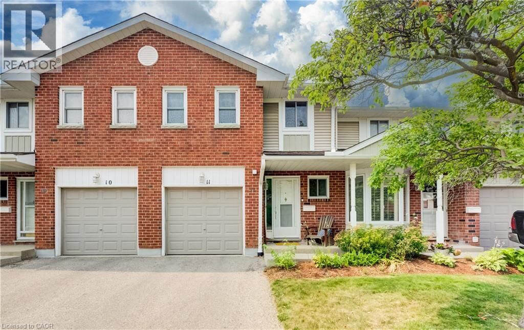Property Photo:  210 Highland Crescent 11  ON N2M 5H7 