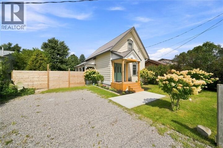 Property Photo:  183 Dalton Road  ON N4B 1B4 