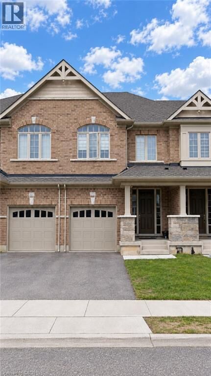Property Photo:  207 Broadacre Drive  ON N2R 0S5 
