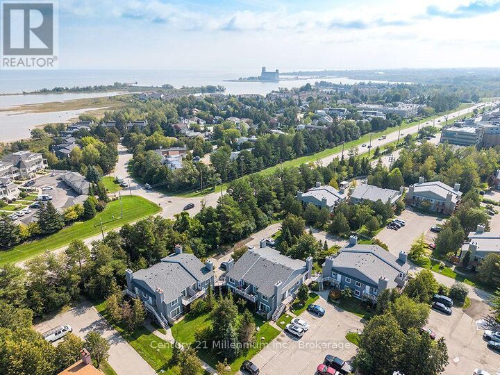 Photo de la propriété: 19 Dawson Drive 68 ON L9Y 5B4
