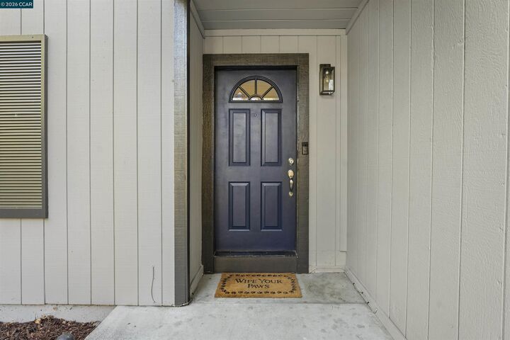 Property Photo: 3611 Sunview Ct CA 94520