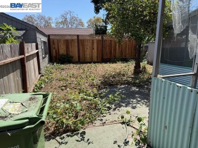 Property Photo: 1824 99th Ave CA 94603