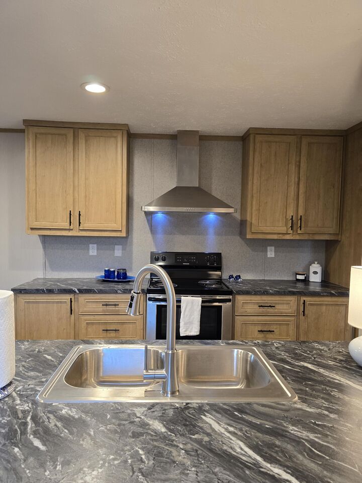 Property Photo: 215 E Juniper Avenue FL 32433