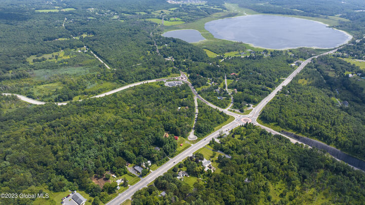 Property Photo: 2289 US-9 NY 12118